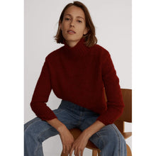 Load image into Gallery viewer, Stassie Pullover - Rouge