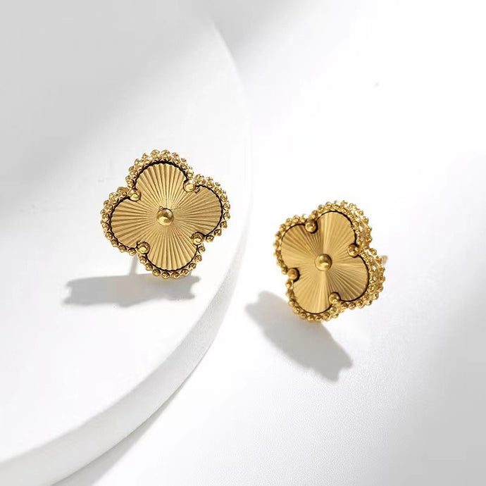 Gold Moroccan Clover Studs - Gold