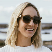 Load image into Gallery viewer, Lila Grace Champagne Sunglasses