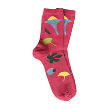 Load image into Gallery viewer, Medley Cotton Raspberry Socks
